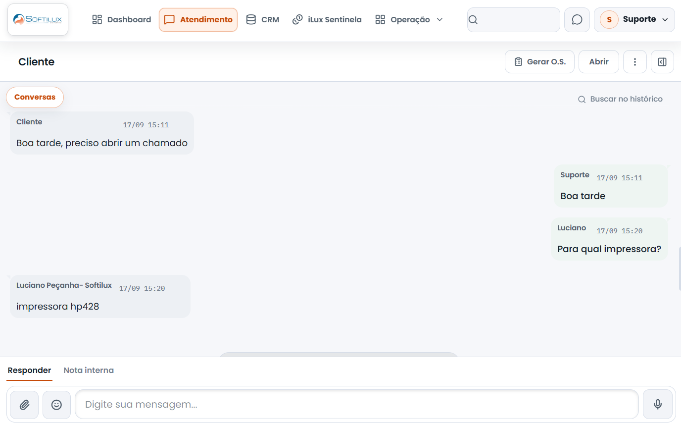 Conversa aberta no Ilux Flow com os dados do cliente vindos do ILUX ERP ao lado